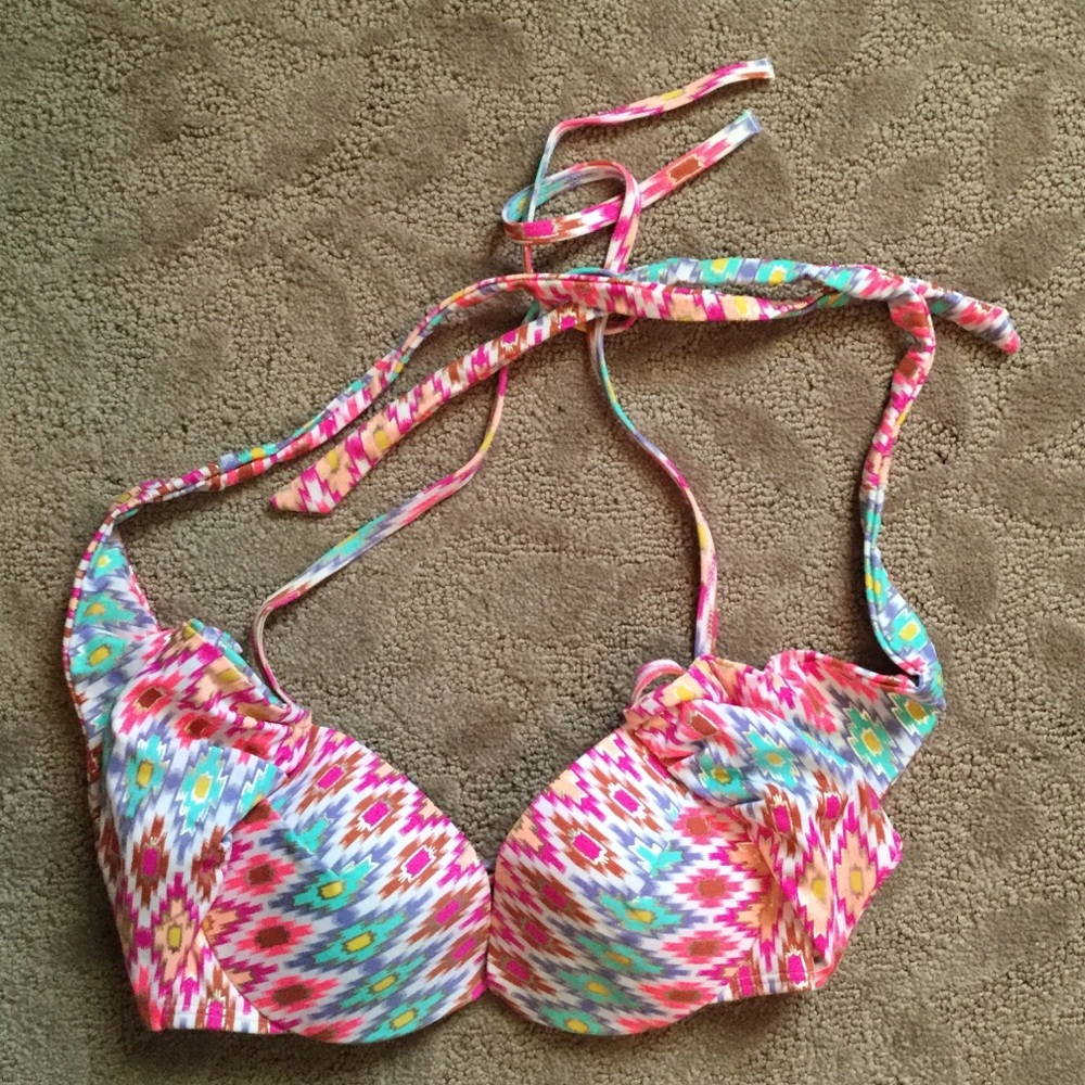 👙 EUC Victoria’s Secret Wrap Halter 👙